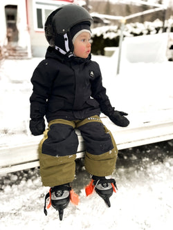 Collection of Pour en finir avec les pieds froids : voici 8 trucs pour garder les petits pieds au chaud - Timininous in a gallery layout